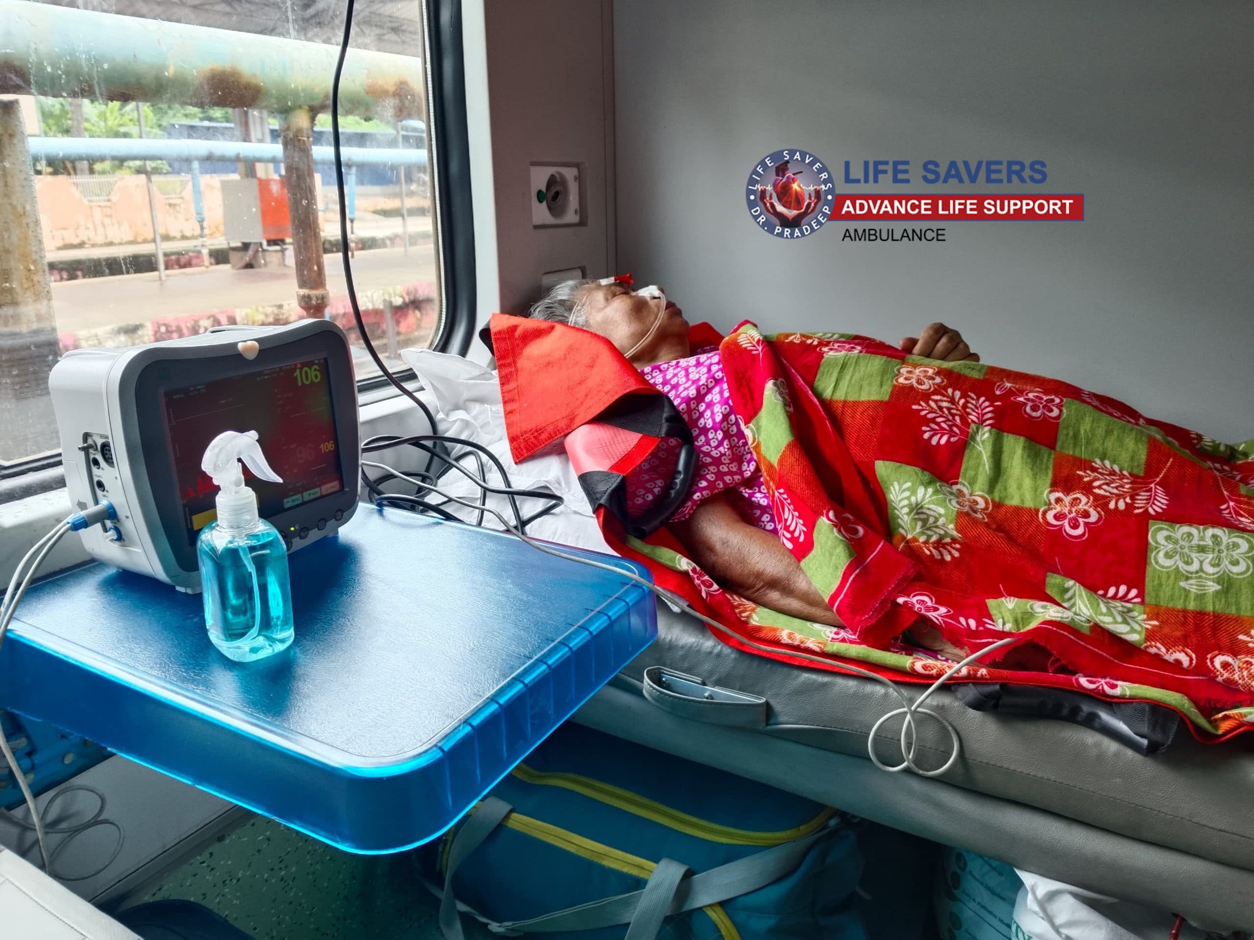 Bhubaneswar to Delhi- Critical Care by Life Savers